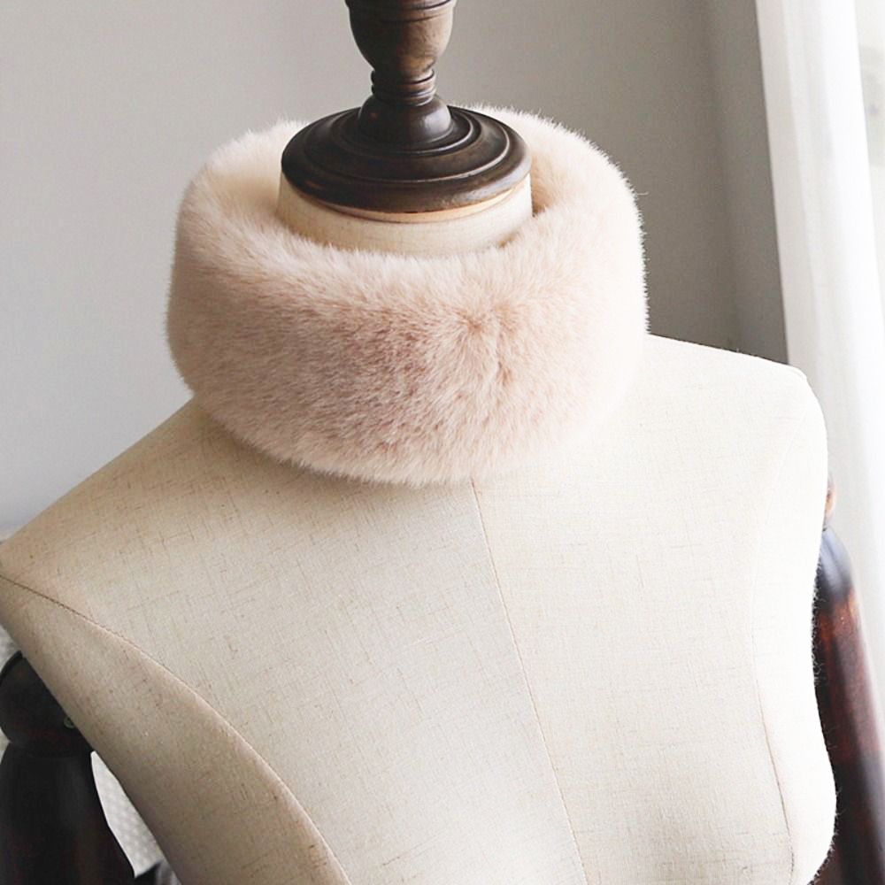 فو فرو المنك تدفئة الرقبة للنس - مراجعة Winter Clothing Essentials وسعره