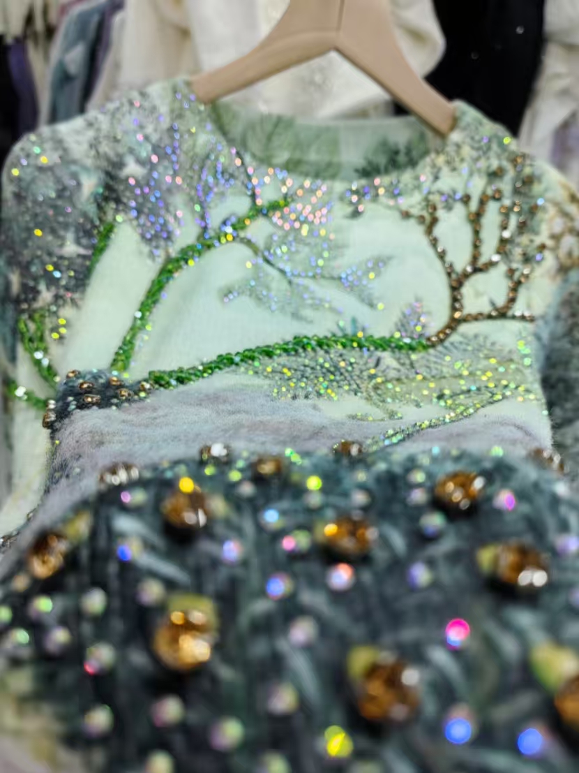 صور حقيقية لسترة نسائية مزينة  - مراجعة Winter Clothing Factory Outlet وسعره